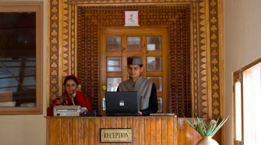 Hotel River West Cottage, Manali 4
